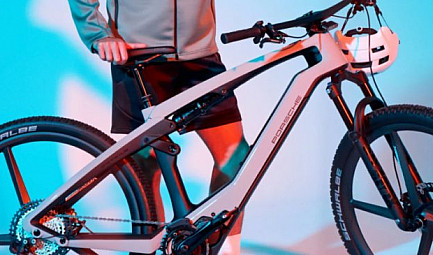 Porsche met pied à terre. L'échec cuisant de son rêve électrique à deux roues